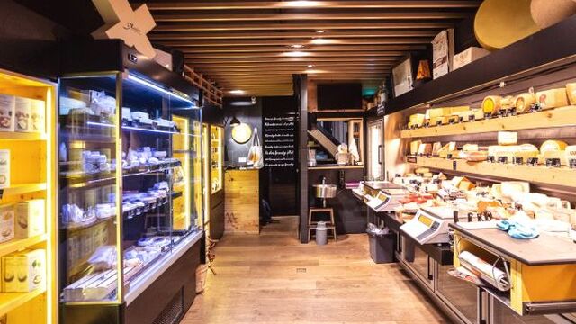 cata de queso formatgeria mataro